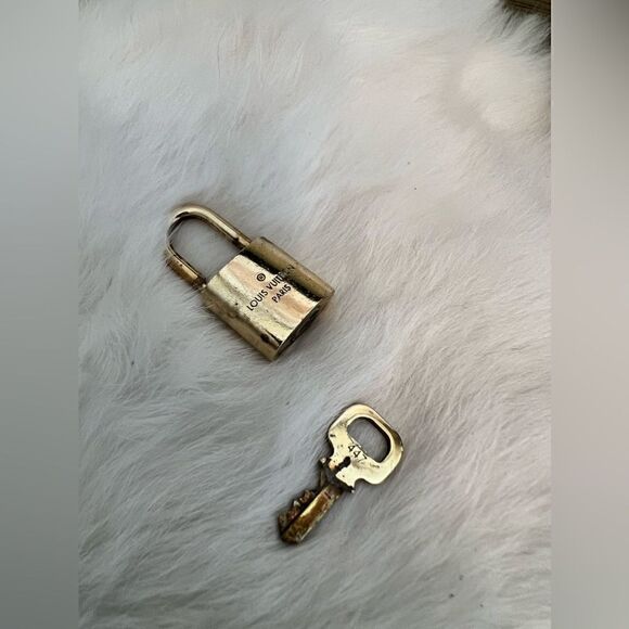 Authentic Louis Vuitton Gold Lock & Key
Matching Set (#447) - Picture 6 of 6